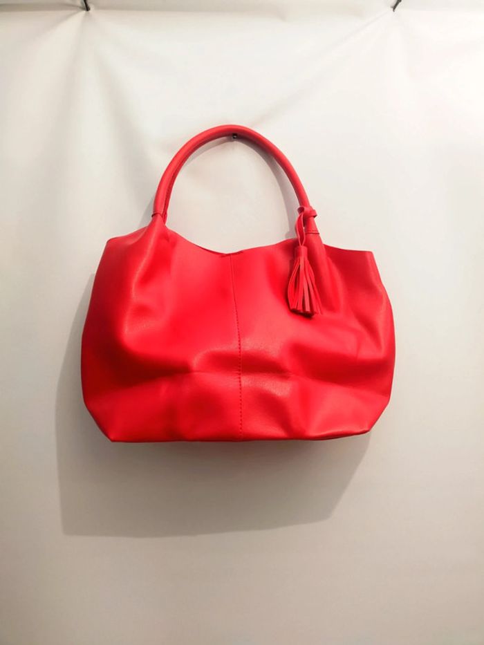 Sac a main rouge en très bon état - photo numéro 2