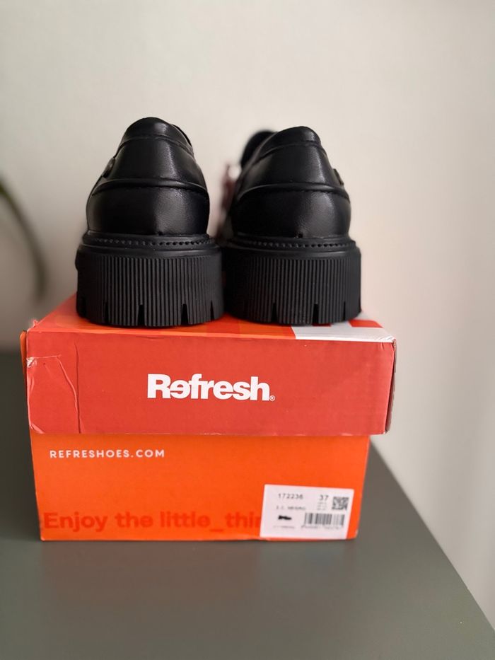 Mocassins Refresh Noirs à Boucle (Plateformes) - État Neuf - Pointure 37 - photo numéro 9