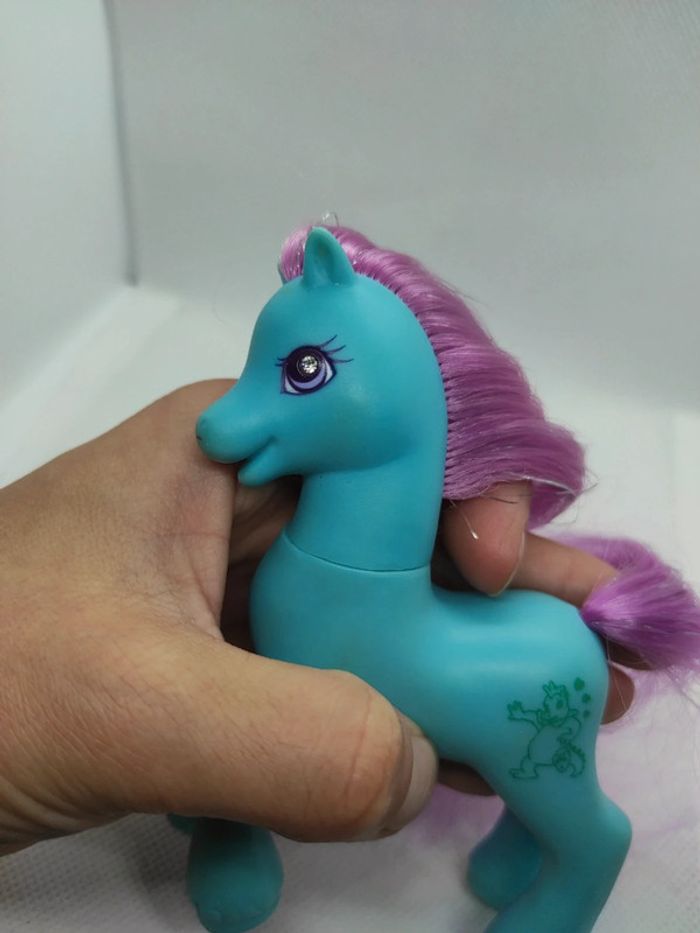 My Little Pony mein kleines G2 Magic butterfly magician Hasbro #geektradeponeyg2 - photo numéro 4