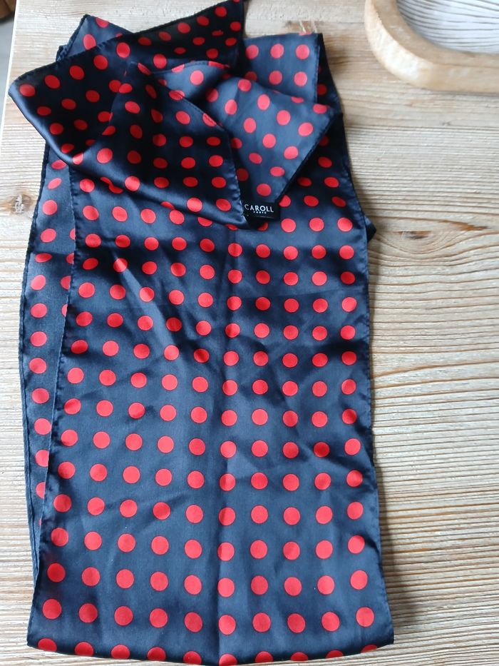 Foulard Caroll - photo numéro 4