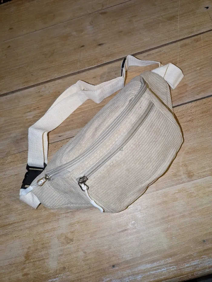 Banane en velours beige – Stylée & pratique - photo numéro 10