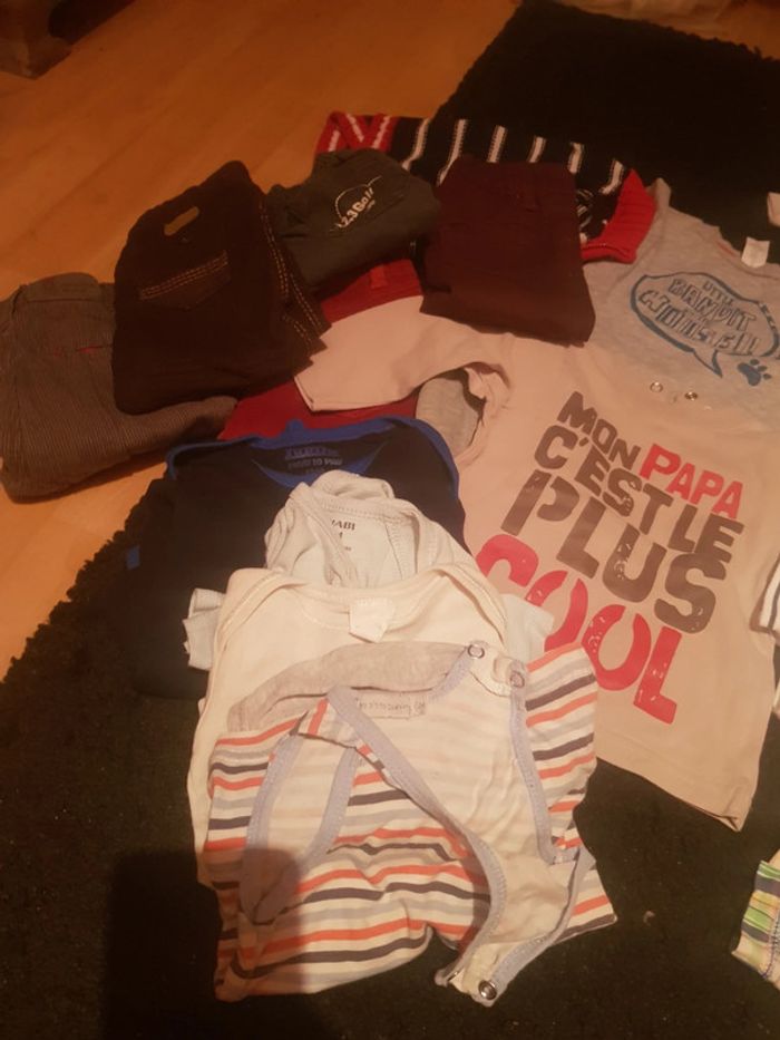 Lot vêtements garçon 6 mois - photo numéro 2