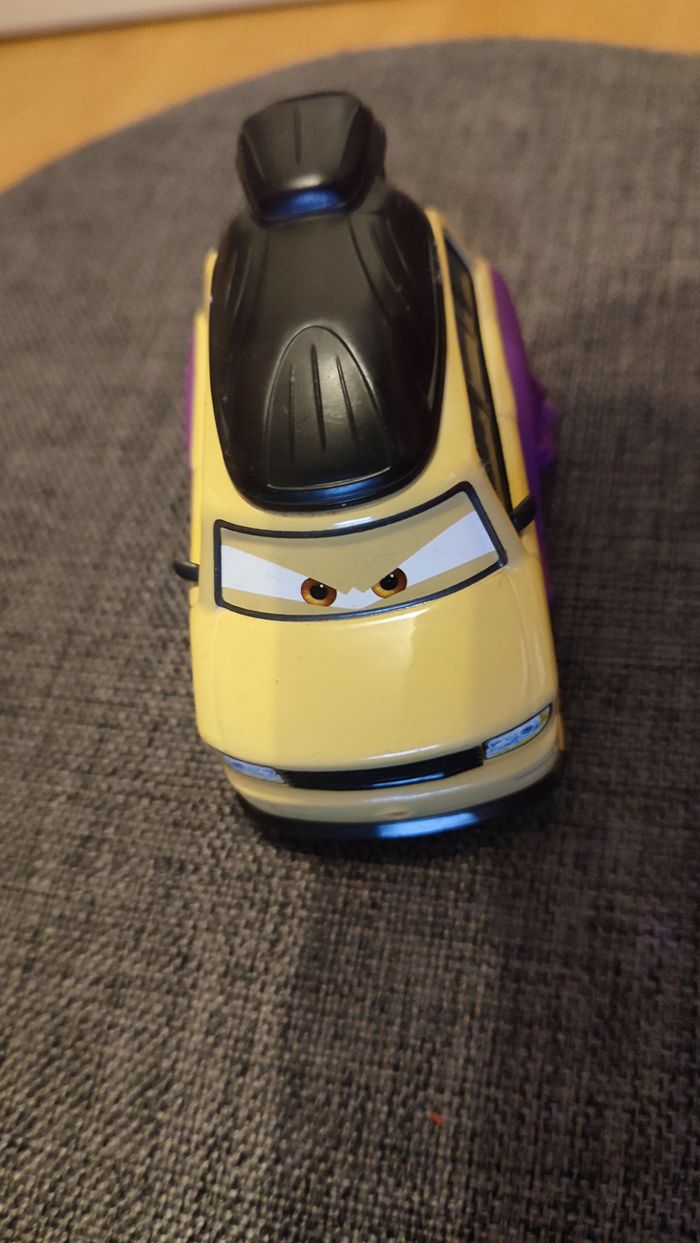 Kingpin Nobunaga disney cars 2 - photo numéro 6