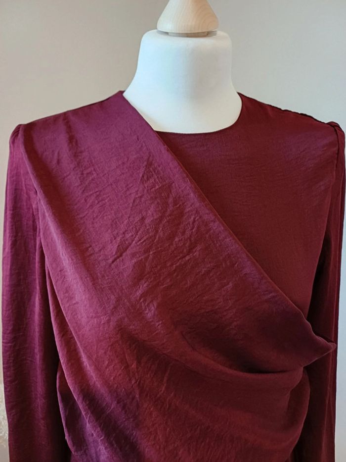 Robe Bordeaux fluide asymétrique neuve Mohito taille S 36 - photo numéro 3