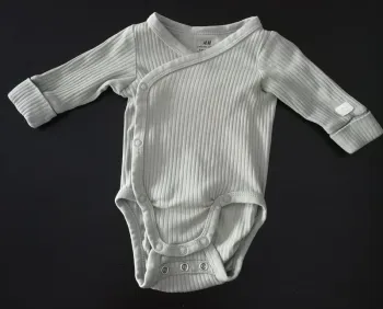 Body 1-3 mois ajustable H&M
