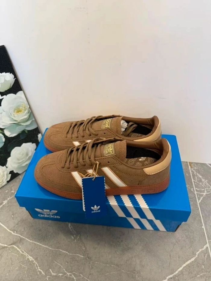 Aadidas originals SAMBA OG Taille 40 - photo numéro 1
