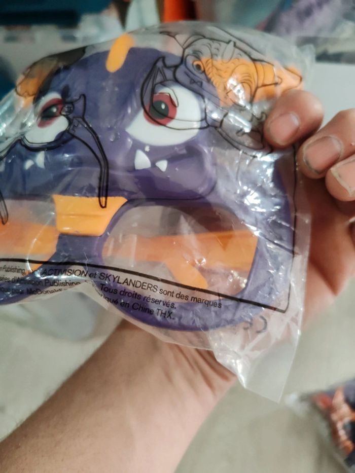 Figurine McDonald's skylanders {} - photo numéro 8