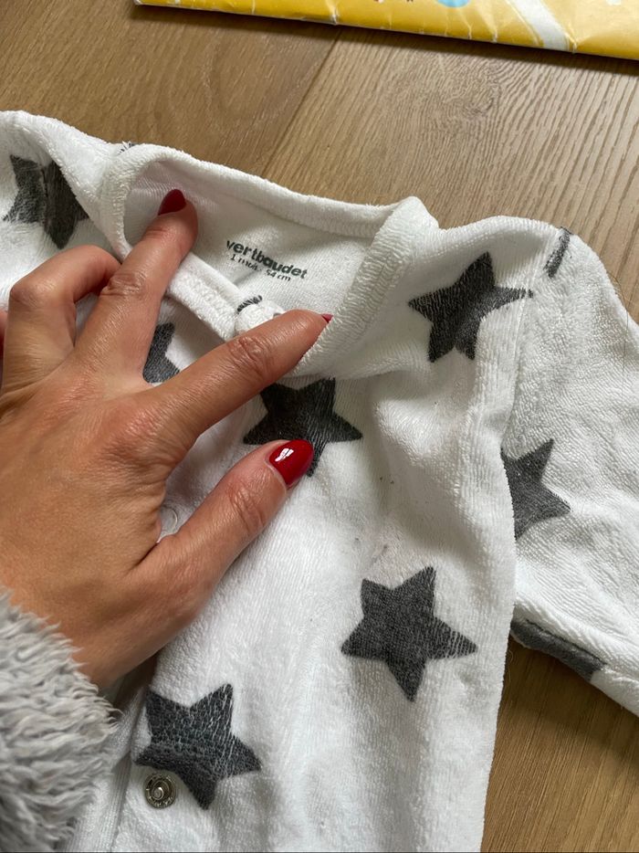 2 pyjamas 1 mois - photo numéro 5