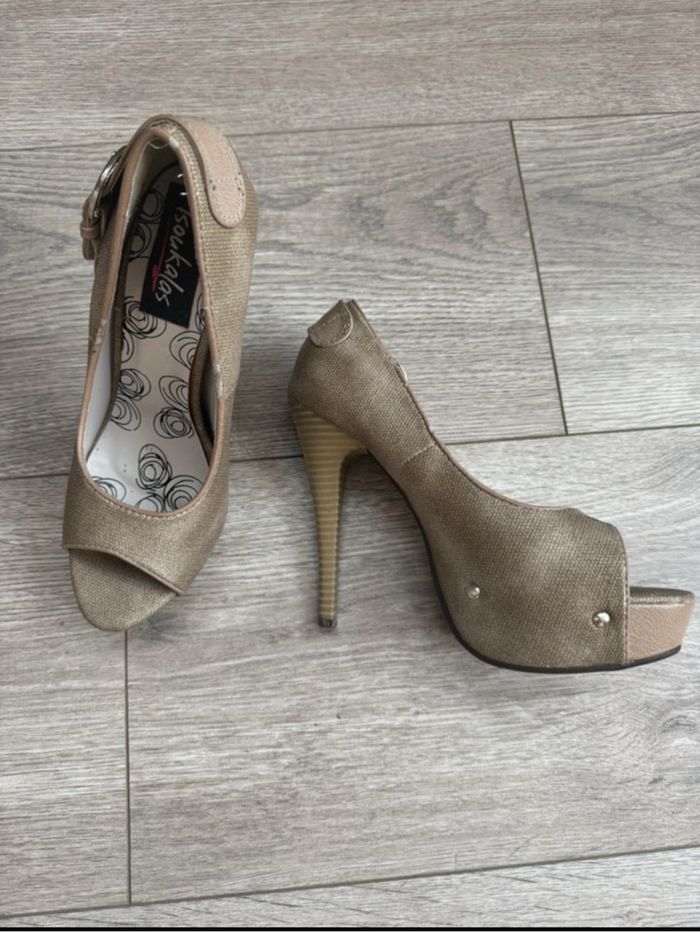 Escarpins ouverts kaki clair taille 35 - photo numéro 6