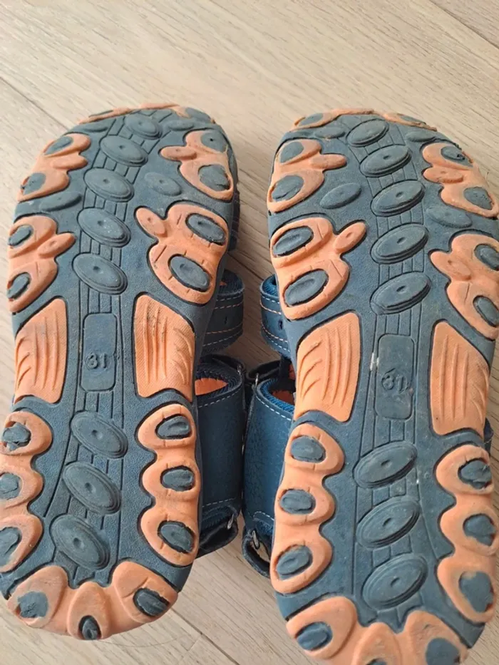 Chaussures sandales bout ferme T31 - photo numéro 4