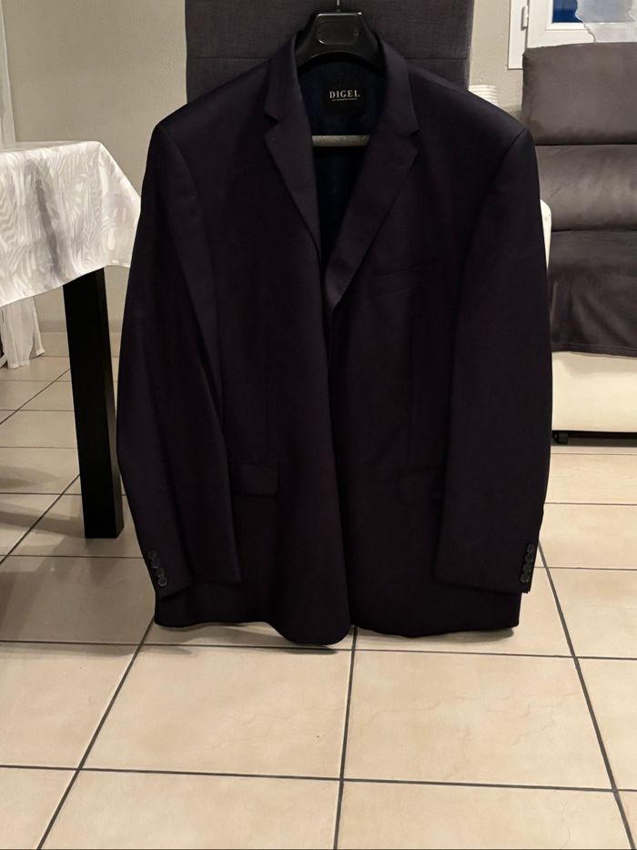 Costume Digel