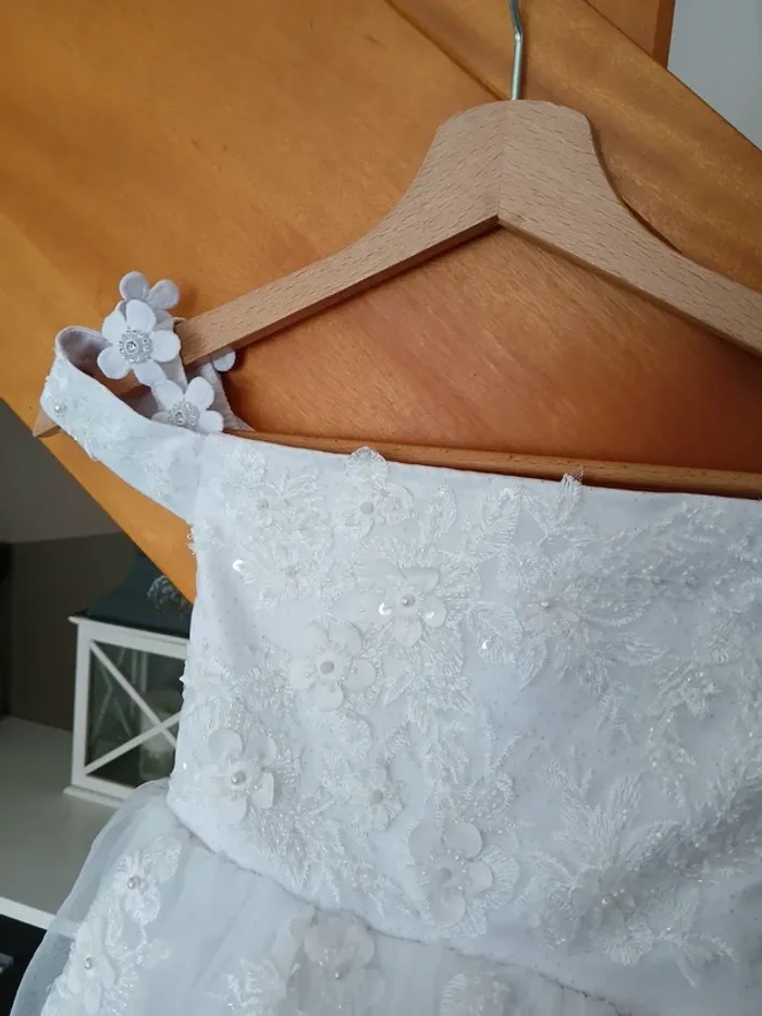 Magnifique Robe de demoiselle d'honneur en dentelle et tulle pailletée Taille 6 ans🌿💝 - photo numéro 9