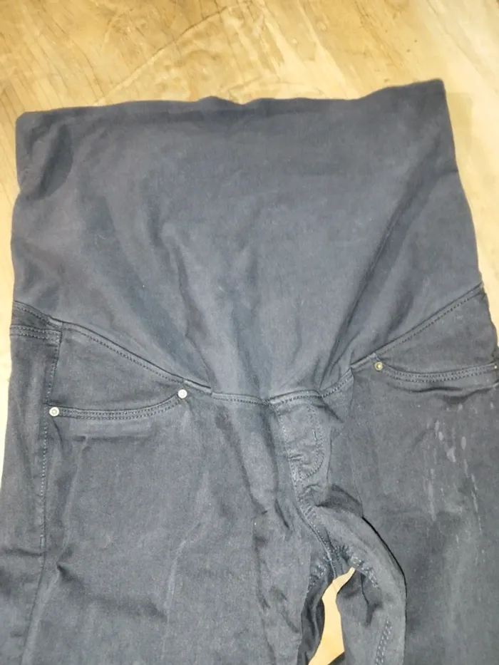Pantalon femme enceinte - photo numéro 4