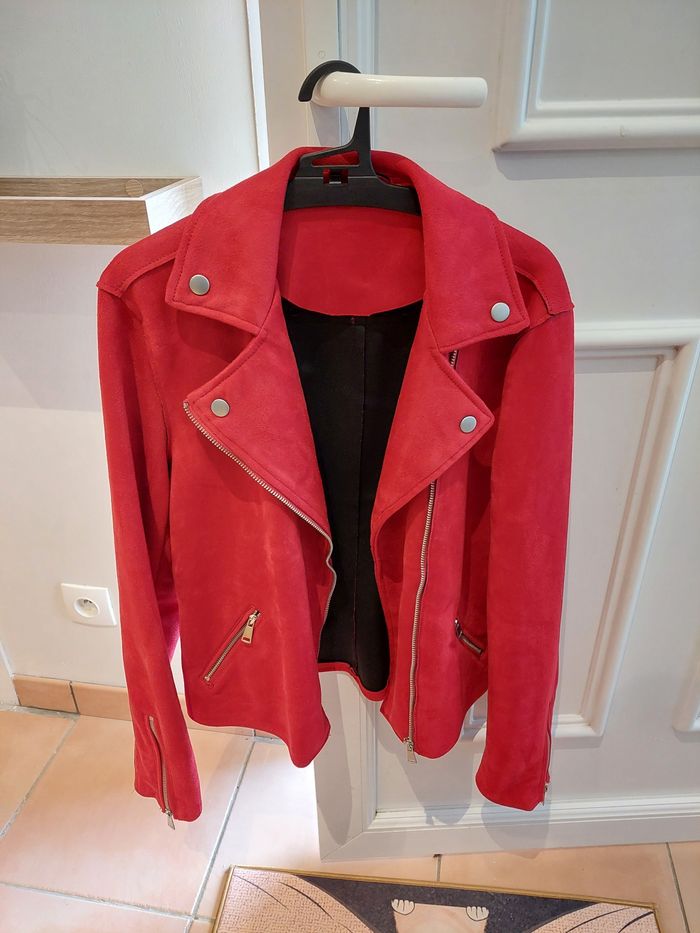 blouson suédine rouge