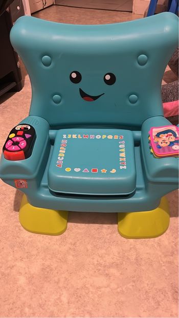 Chaise musical fisher-prince comme neuve