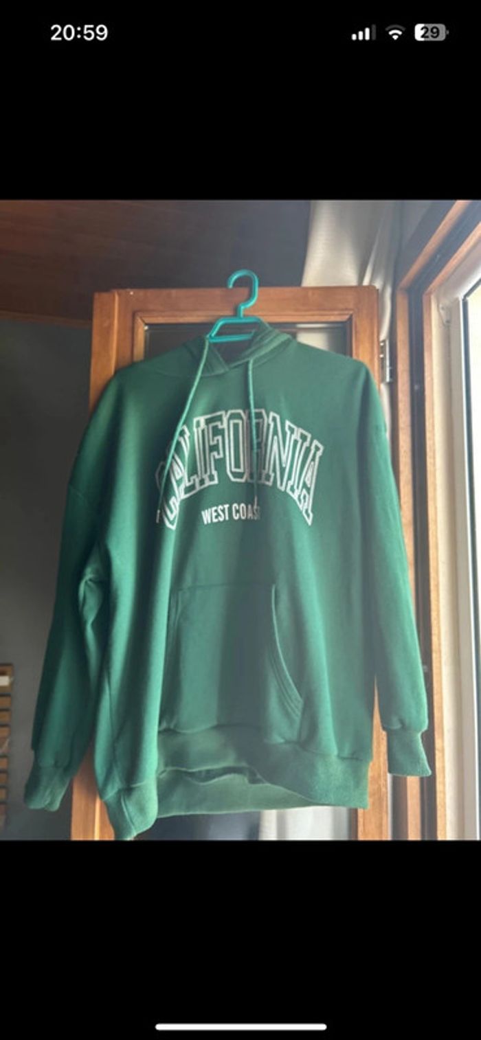 Sweat à capuche vert SHEIN - photo numéro 2