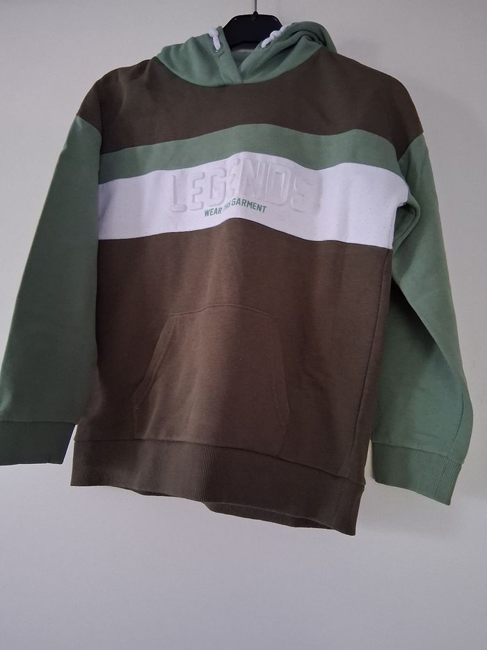 Sweat shirt " tex " vert et blanc "t' 9- 10 ans"