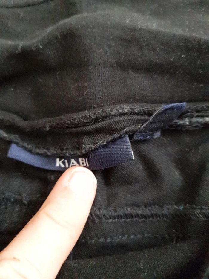 Jean noir de grossesse - photo numéro 4