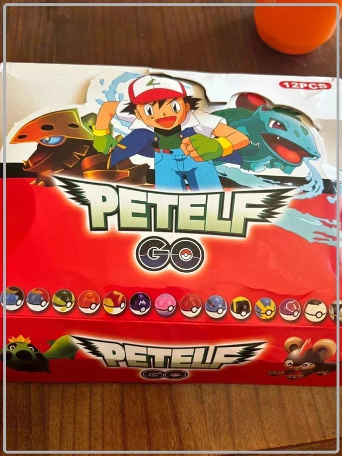 12 pokeball neuve