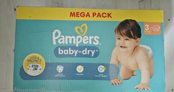 Carton 112 couches pampers baby-dry taille 3