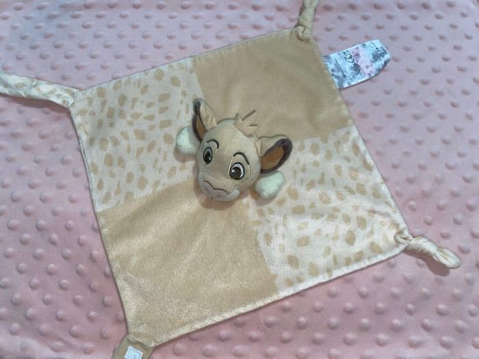 Doudou Simba (le roi lion) avec attache tétine - photo numéro 2