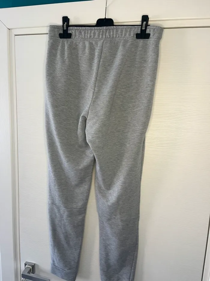 🔹 Pantalon de Jogging Nike 🔹 - photo numéro 2