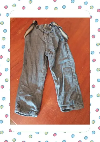 Pantalon souple avec bretelles