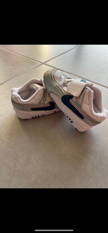 Basket bébé Nike