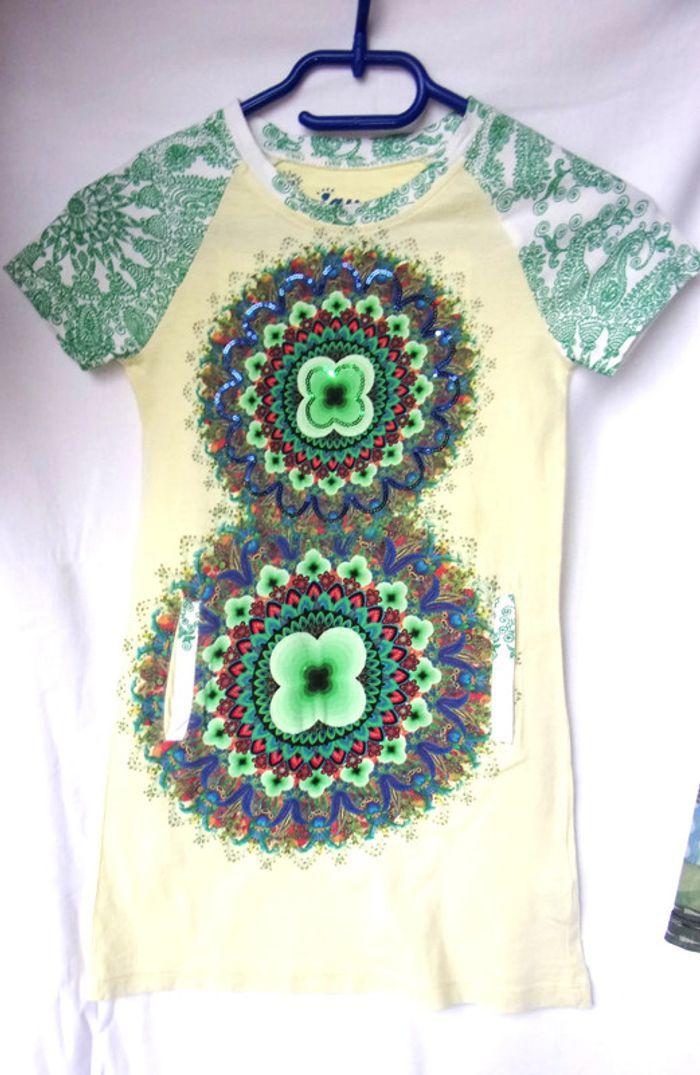 Robe Desigual -7/8 ans - photo numéro 2