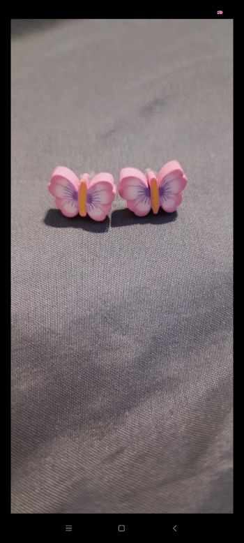 Boucle d'oreille papillon