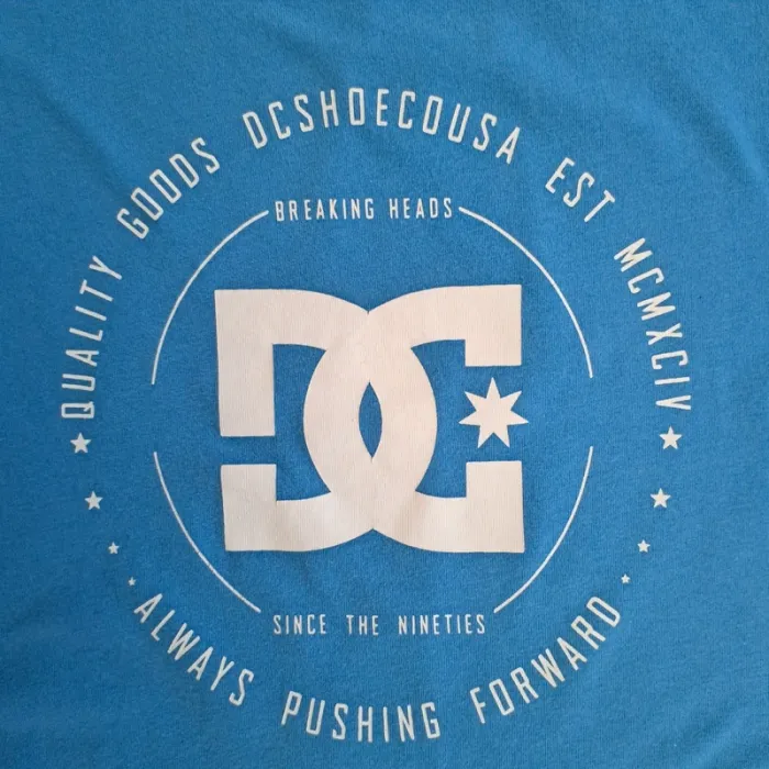 T-shirt bleu DC Shoes - taille 10 ans - printemps été - 100% coton - photo numéro 2