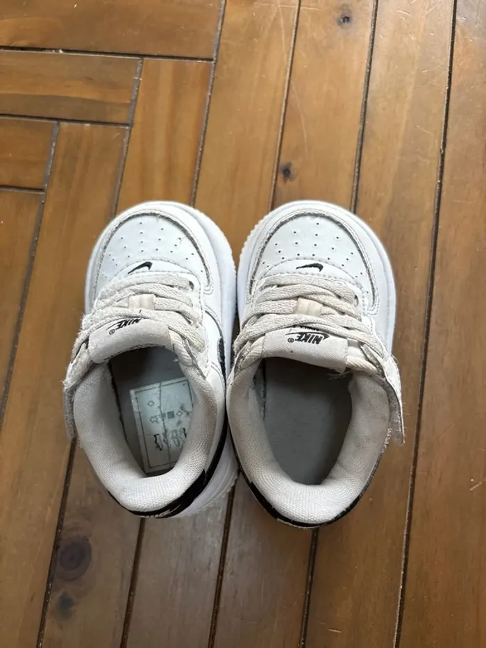 Nike Air force 1 - taille 21 - photo numéro 3