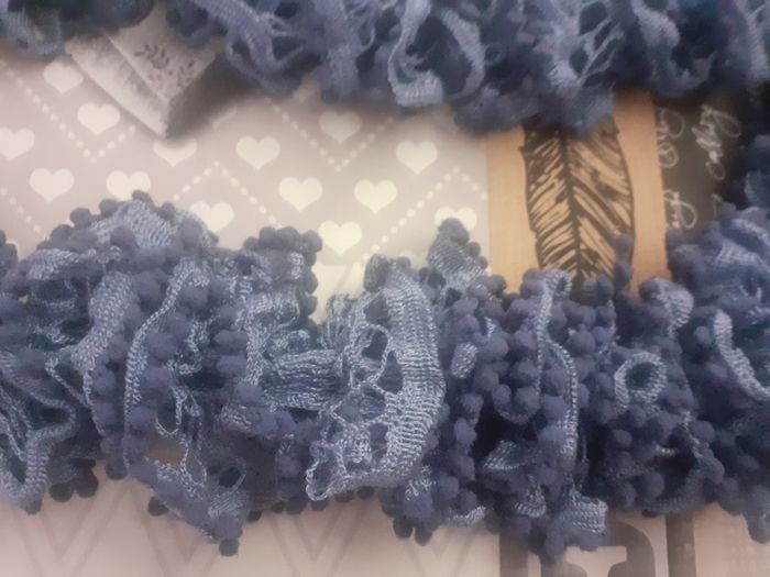 Echarpe froufrou - photo numéro 2