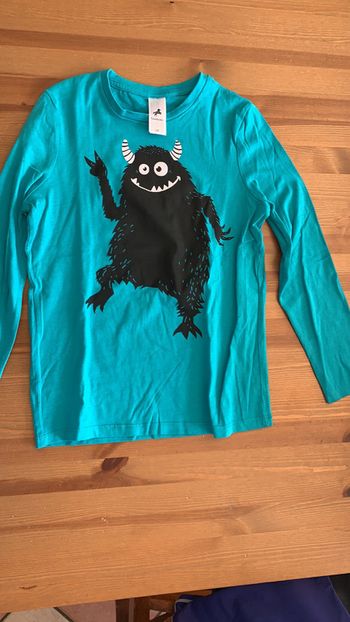 Tee-shirts manche longue 10/11 ans comme neuf