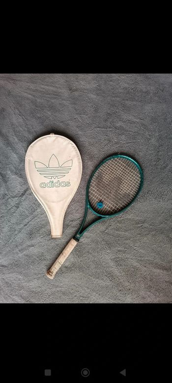 Raquette de tennis adidas + pochette adidas