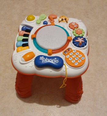 Table d’activité bébé 