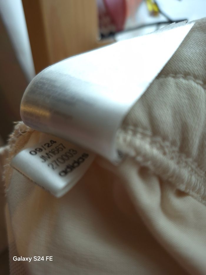 💕 Superbe Jogging ADIDAS femme T.M (correspond à 40-42 T française) - Bandes à motif 💕 - photo numéro 9