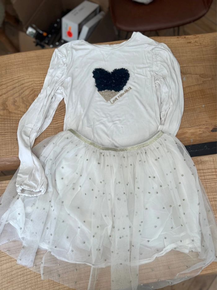 Ensemble tape-à-l’œil orchestra 14 ans, jupe tutu en tulle, princesse, cérémonie T-shirt doré cœur