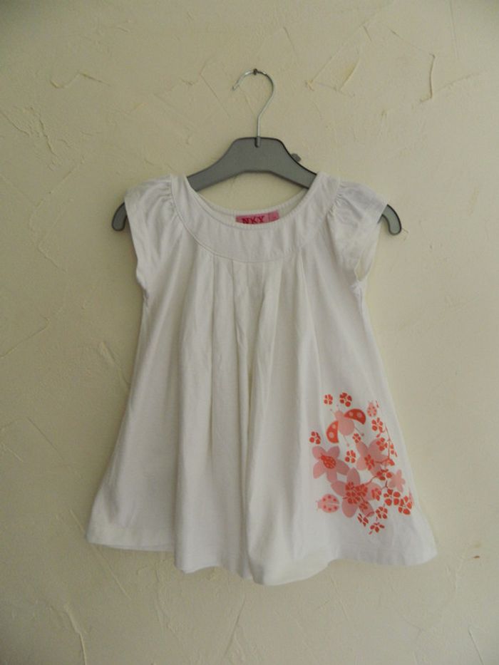 T shirt fille T 6 ans "NKY"