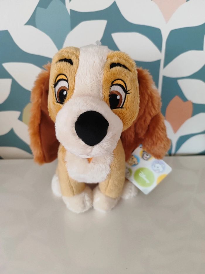 Peluche belle et le clochard Disney