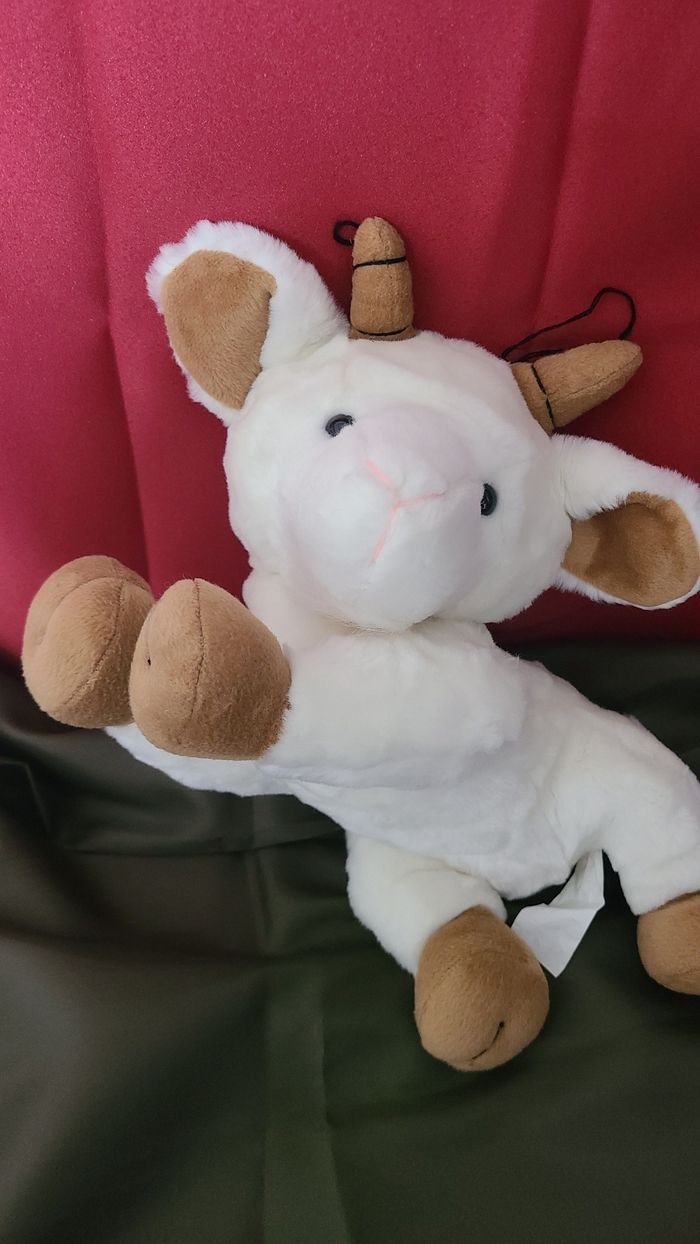 doudou chèvre blanche