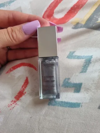 lip comfort oil shimmer clarins