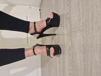 Escarpins vinyles noirs à talons hauts super sexy