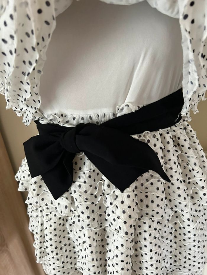 Robe à volants, noire et blanche, Zara - photo numéro 7