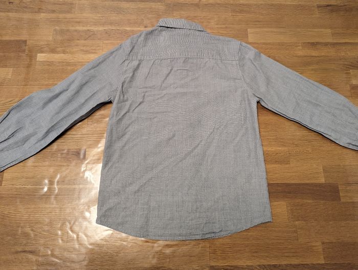 Chemise garçon 10 ans parfait état - photo numéro 3