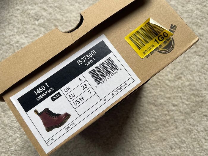 Bottines bordeaux Dr. Martens 🌻 - photo numéro 2
