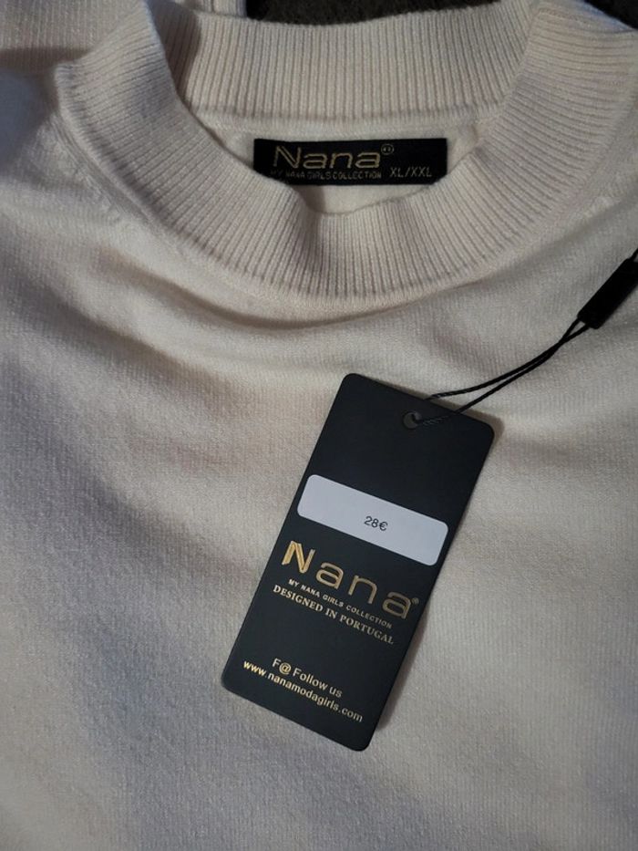 Sweat beige "Nana" neuf avec étiquette, taille XXL🇵🇹 - photo numéro 2