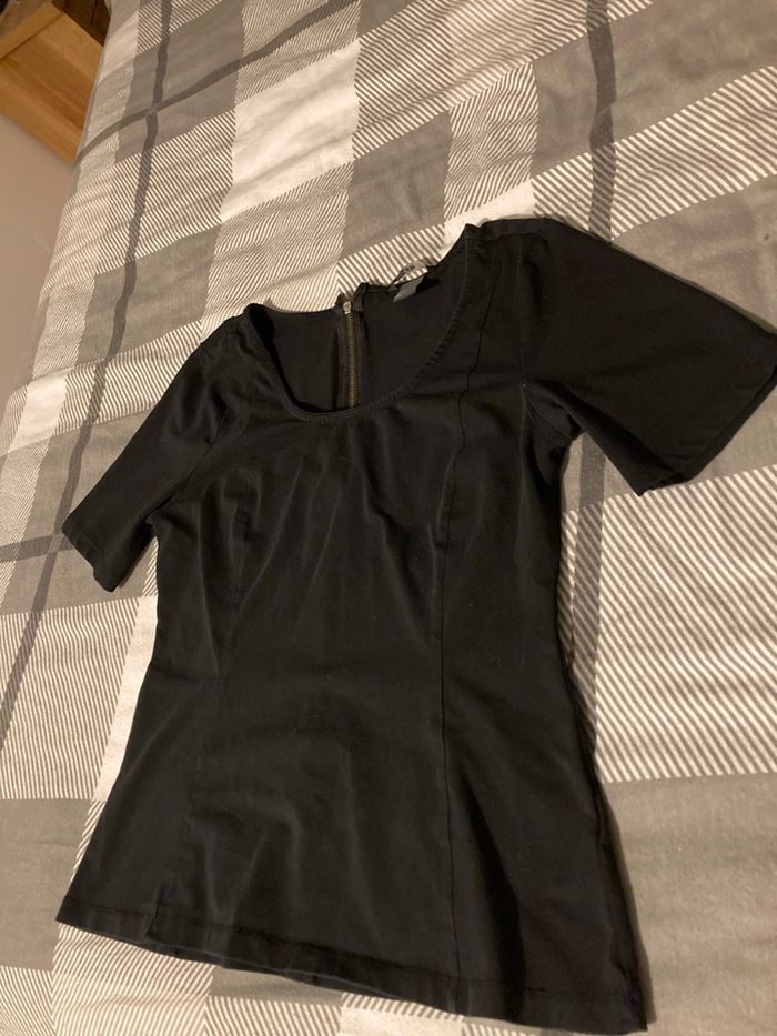 T shirt taille M - photo numéro 2