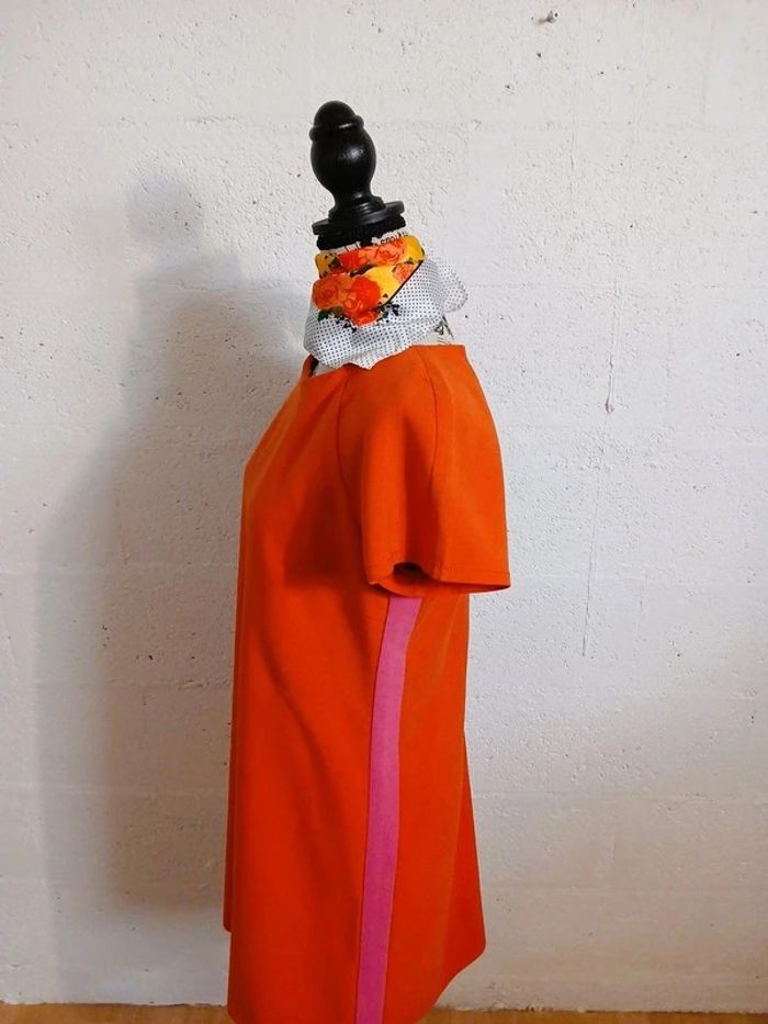 Robe droite taille M bon état - photo numéro 2