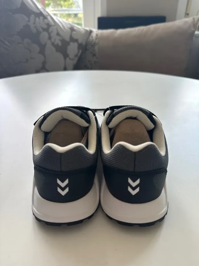 Baskets Hummel Enfant – Taille 33 – Noir & Blanc - photo numéro 4